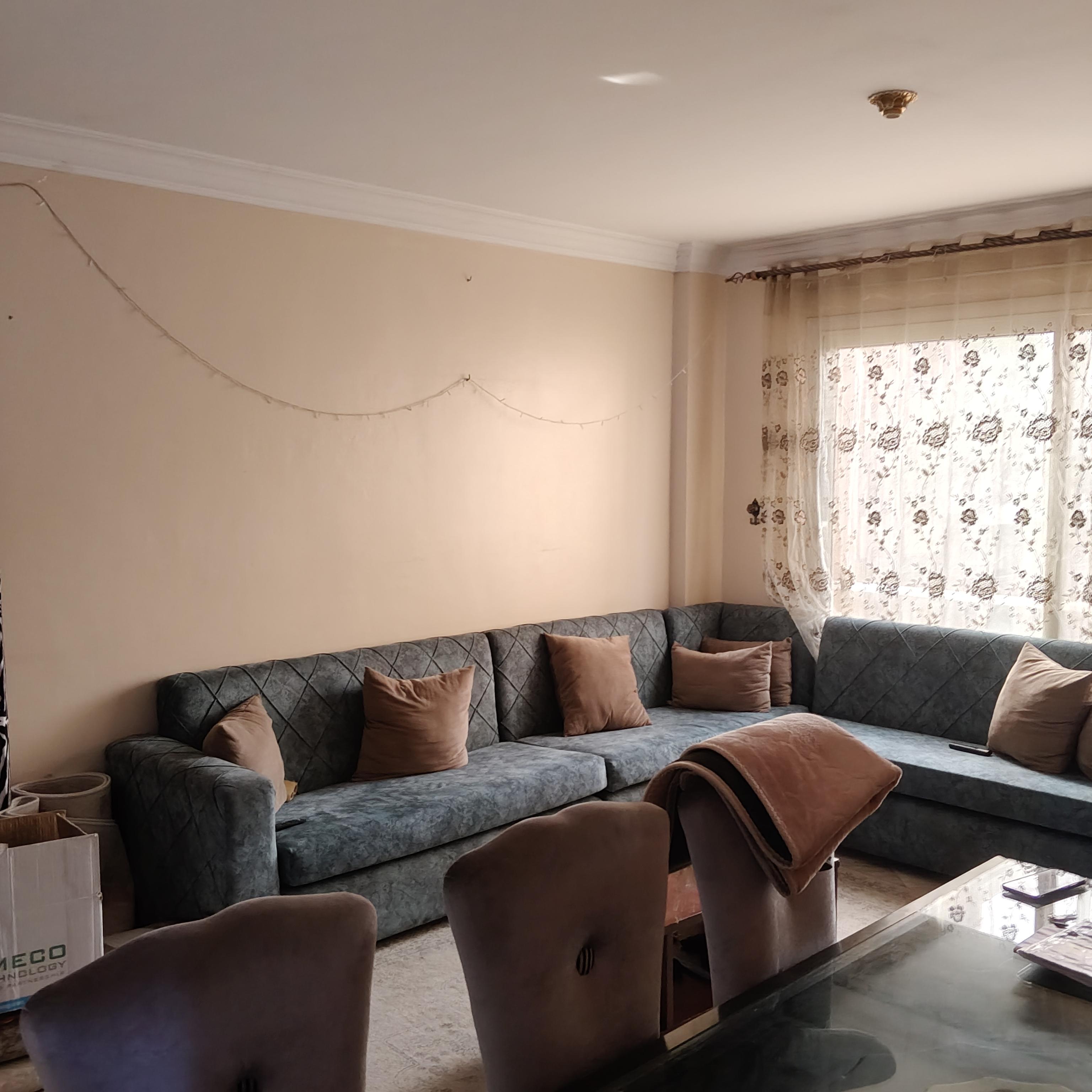 غرفة معيشة شقة دار مصر 130 متر